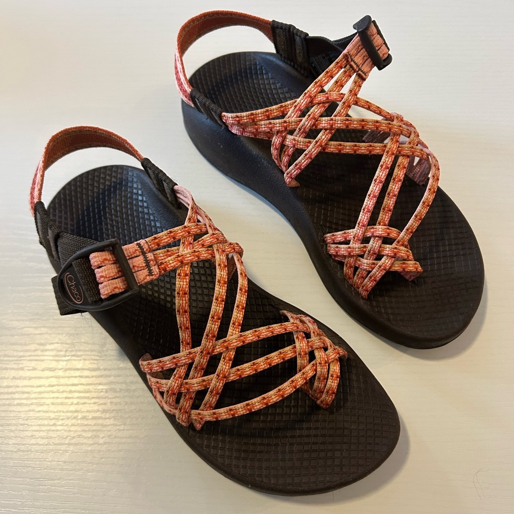 Chacos 3 strap sandals, size 7 - Picture 2 of 3